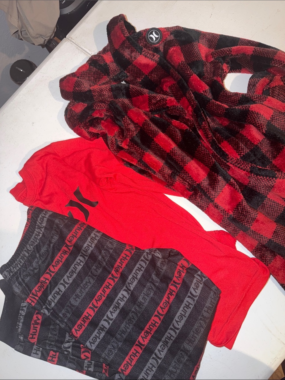 Hurley Red and Black Kids 3-Piece Pajama Set with Plaid Robe